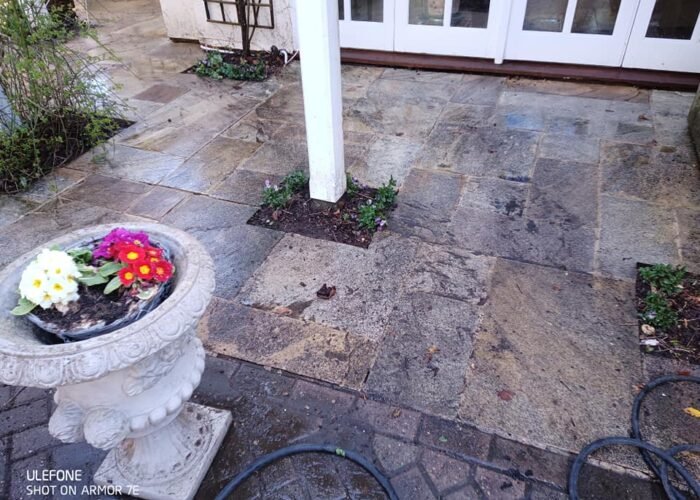 Portajet - Patio 4 Before ortajet - your premier Gloucester-based jetwashing and cleaning company -